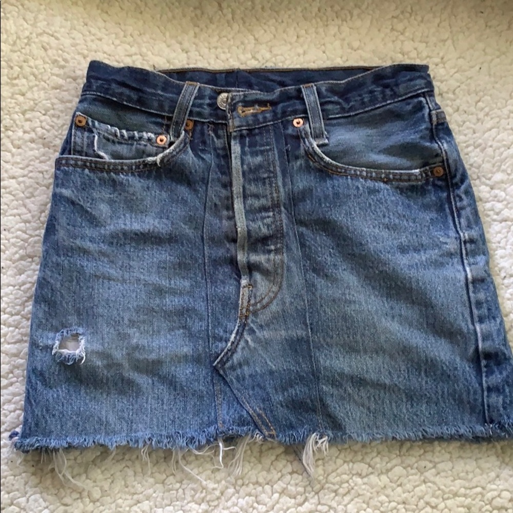 levi’s denim skirt